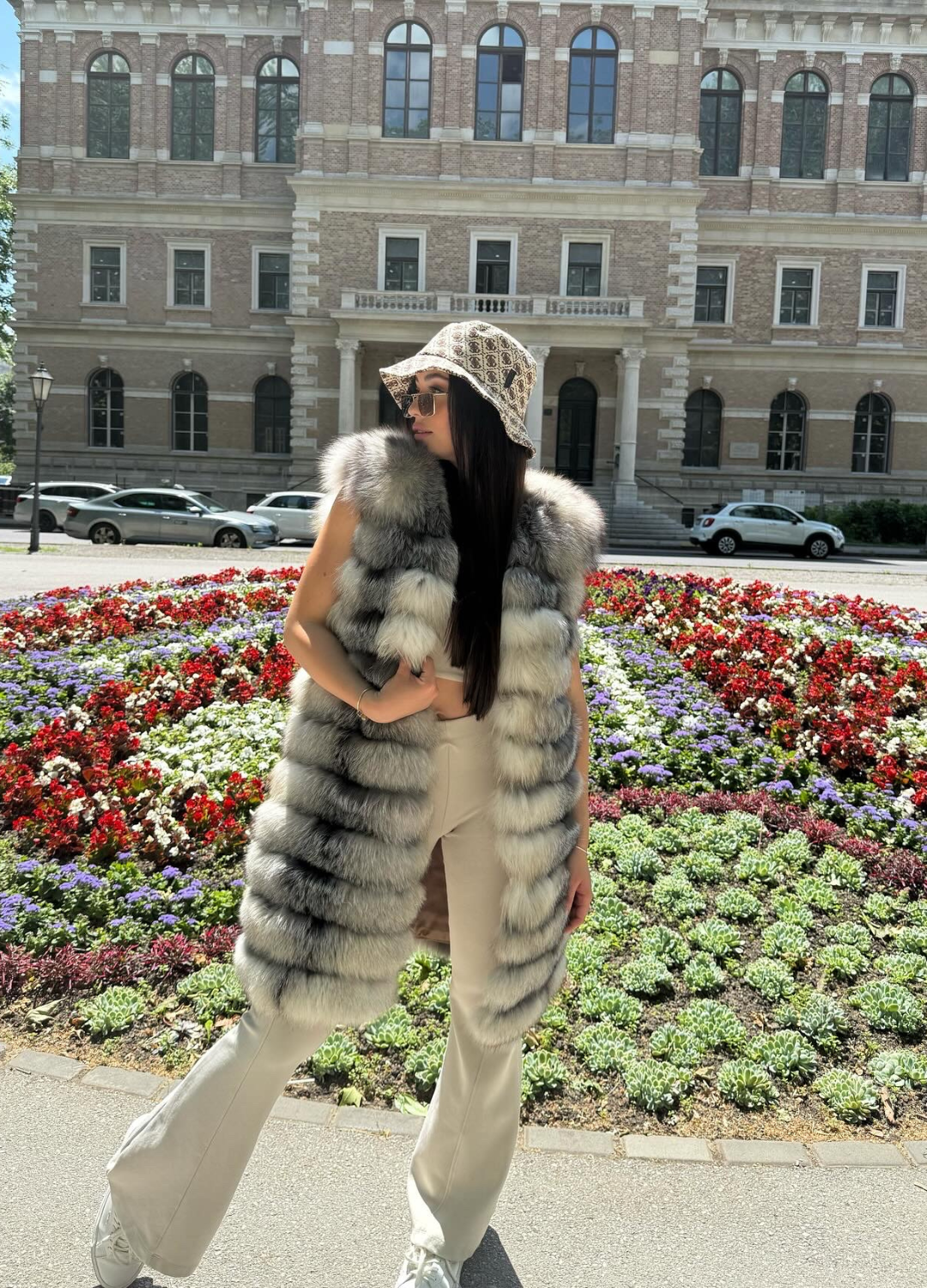 Krznena bunda - Posh Champagne