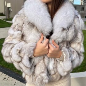Krznena bunda - Collar